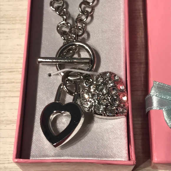 Rhinestone Heart Necklace - Picture 2 of 3